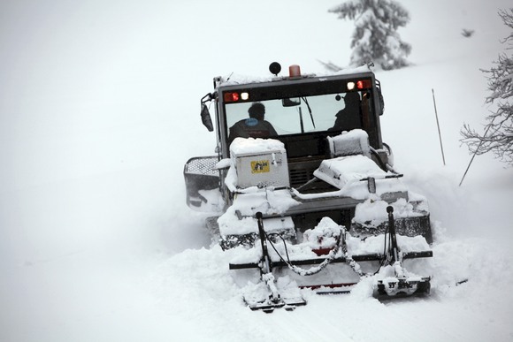 Løypemaskinen har gjort jobben i fem år. Til neste sesong vurderer Hedalen løypelag å bytte til en helt ny maskin. Slikt kan man gjøre i et løypelag som har penger på bok. Løypemaskinen har gjort jobben i fem år. Til neste sesong vurderer Hedalen løypelag å bytte til en helt ny maskin. Slikt kan man gjøre i et løypelag som har penger på bok.