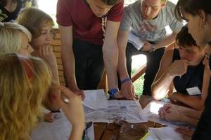 youths working_300x225
