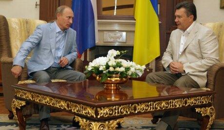 Putin and Yanukovich July 2010