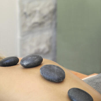 Hot stones massage