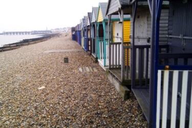 Beach huts, Herne Bay_300x199
