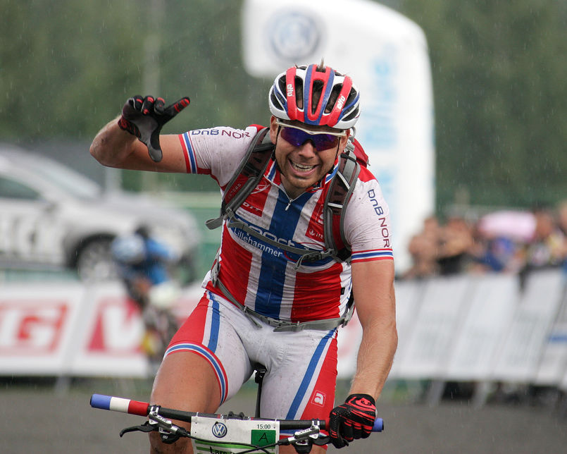 Lars Ragnar Manengen fra Lillehamemr Cykle Klubb vinner Birkebeinerrittet Stein B Olsen Lars Ragnar Manengen fra Lillehamemr Cykle Klubb vinner Birkebeinerrittet