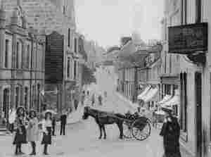 West Kilbride - Tour Scotland Photographs_300x223