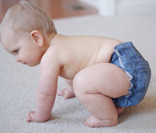 Baby med bleier 2
