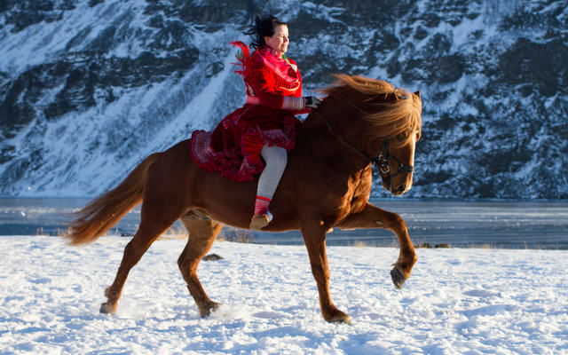 Karoline Wærnes Åse gallopp