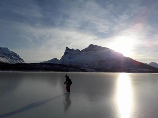 Is på Storfjorden februar 2018 Foto Ann-Sofie Fagerhaug