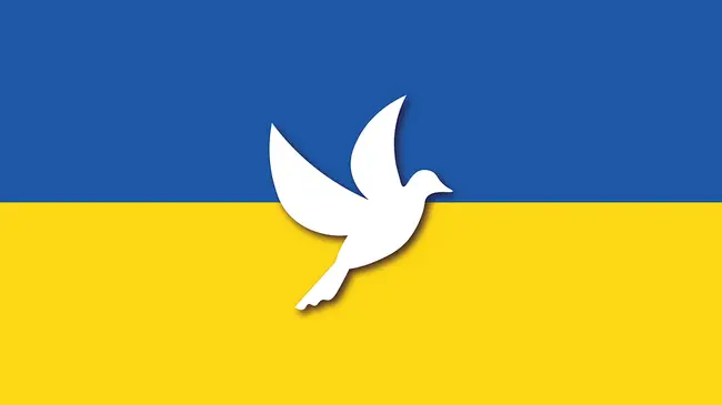 Ukraina flagg med fredsdue Foto: Pixabay.com