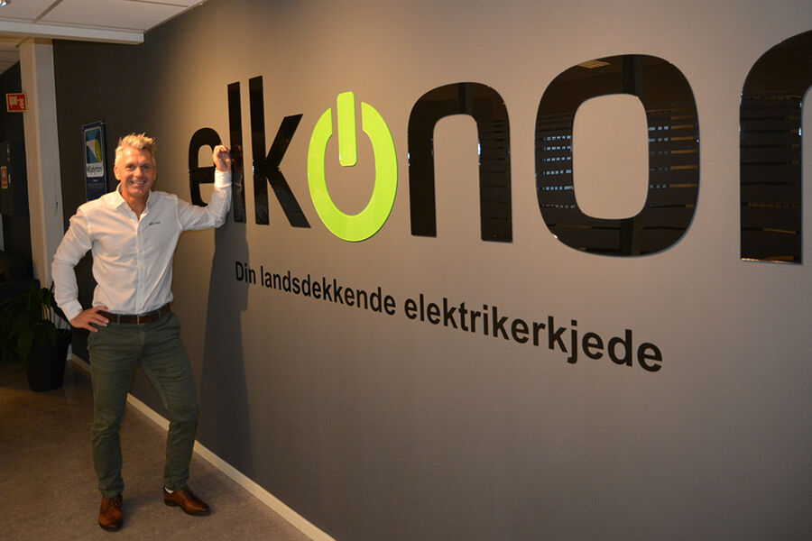 Baard-Espen Hansen, daglig leder hos Elkonor, kan fortelle om en omfattende satsing for å ruste medlemsbedriftene for framtiden. – Det ligger mange utfordringer foran oss, men også enorme muligheter, sier han i samtale med Elektro24-7.