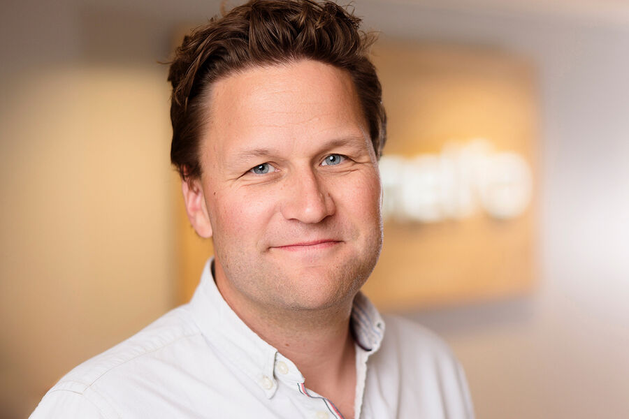 Teknologikonferansen er et høydepunkt for mange i elektrobransjen, både fordi det er lærerikt, inspirerende og hyggelig. – Interessen er veldig bra, men det er fortsatt plass til noen fler. Ikke nøl med å melde deg på, oppfordrer Nelfos tekniske direktør og programansvarlig Jon-Steinar Sjøvik Hanstad. 