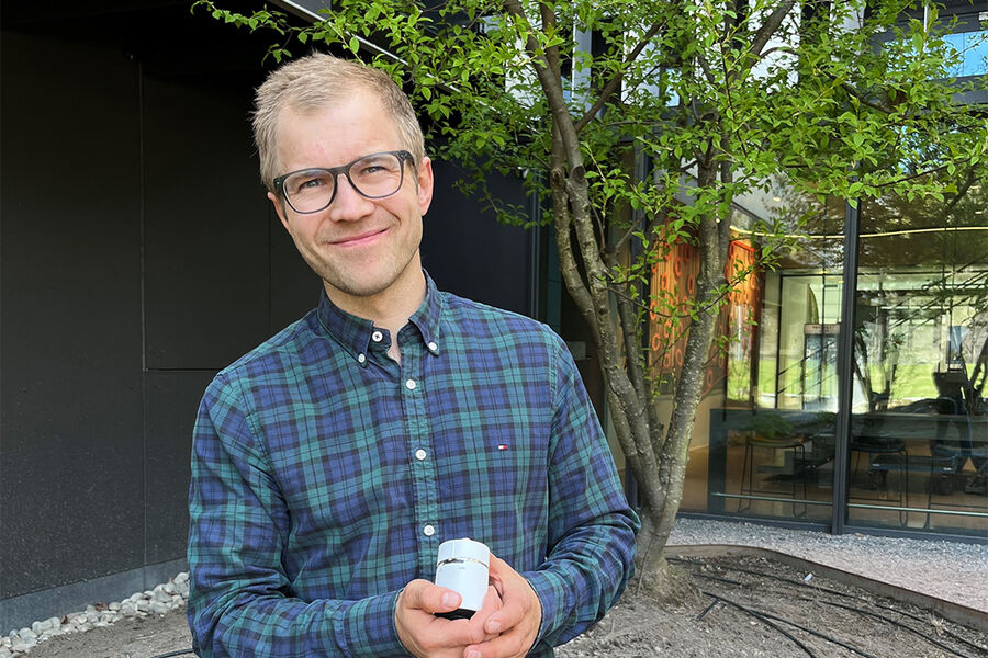 Varmestyring av radiatoren: Smart RadiatorTermostat er det siste tilskuddet til ELKO Smart og passer til de fleste vannbårne radiatorer, forteller produktsjef for ELKO Smart, Christoffer Borgersen Strand.