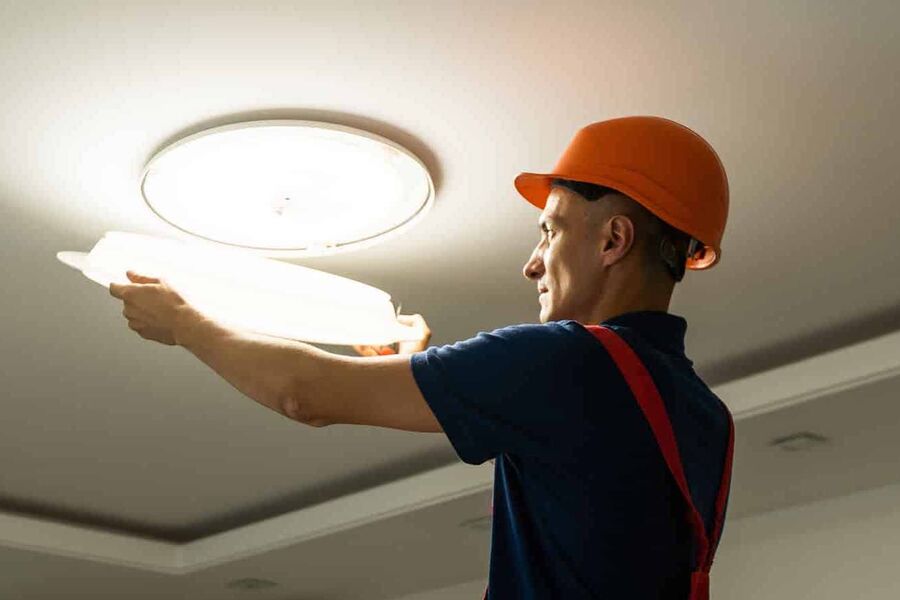 15. juni arrangerer NEK gratis webinar om metode for tilstandsvurdering av elanlegg. Foto: NEK