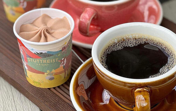 Stuttreist is og kaffe hos Strada på Lillehammer
