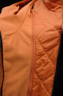 Orange jakke med avtagbart for