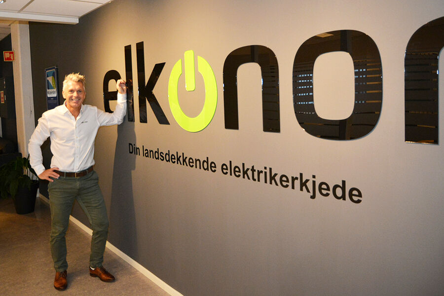 Daglig leder i elektrikerkjeden Elkonor, Bård-Espen Hansen, er veldig fornøyd med å ha fått inn Minel-konsernet som nytt medlem i Elkonor. - Vi gleder oss stort over at Minel vil bli en del av Elkonor, og ser frem til et godt samarbeid med de i fremtiden.