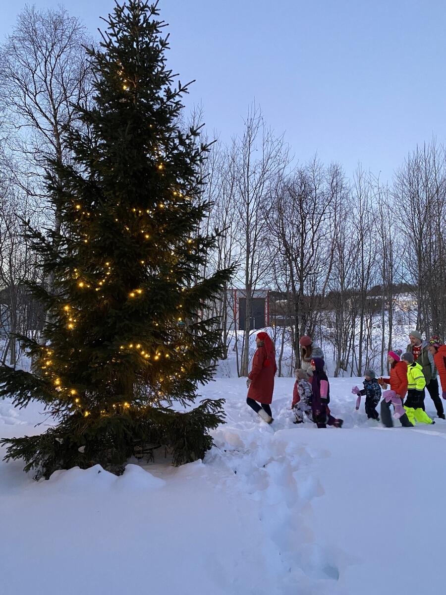 Jul ved Miljøbygget