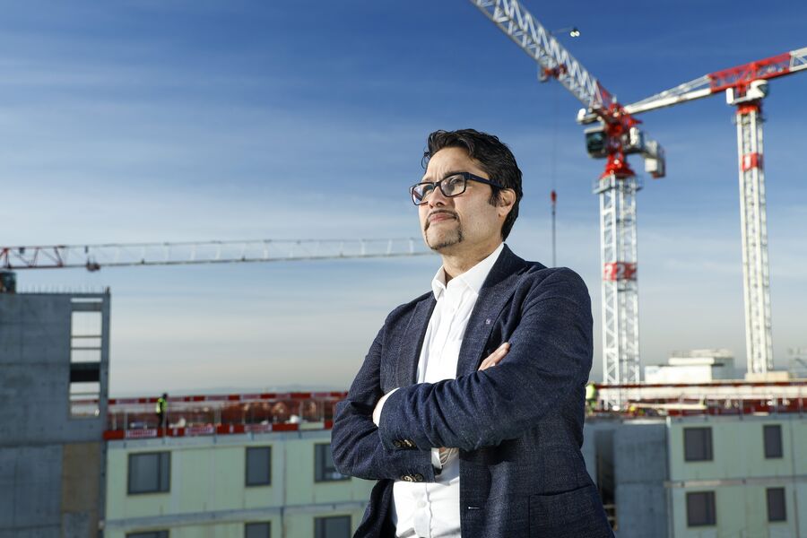 Daniel Kjørberg Siraj i OBOS er kritisk til måten Enova har innrettet støtteordningen for borettslag. Foto: Trygve Indrelid.