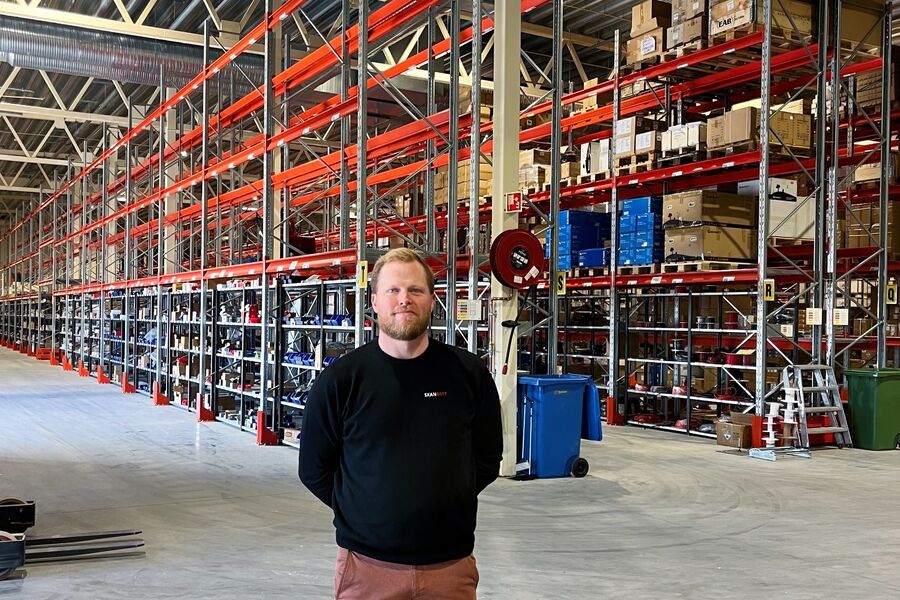 Skanbatts salgssjef Tom André Myrland har stor grunn til å smile for tiden.