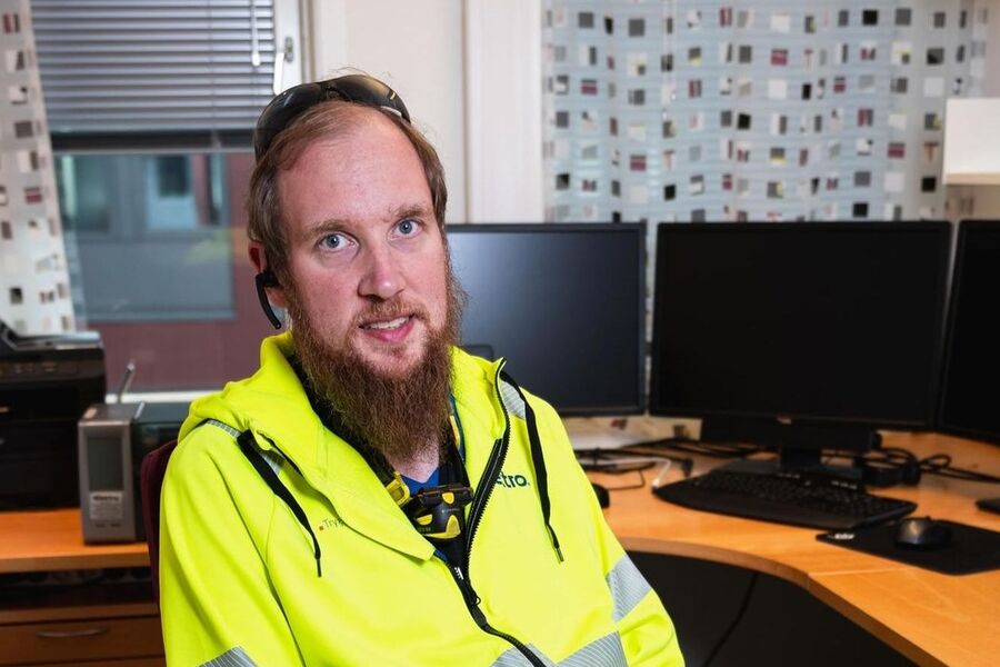 Serviceelektriker Hans Ole Tustervatn Johansen i Elektro Bodø. Foto: Deadline.