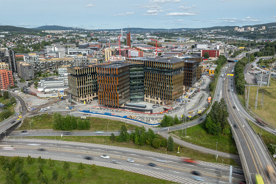 Construction City Eiendom har inngått en avtale med Intility om leveranse og installasjon av AV- og møteromsløsninger .