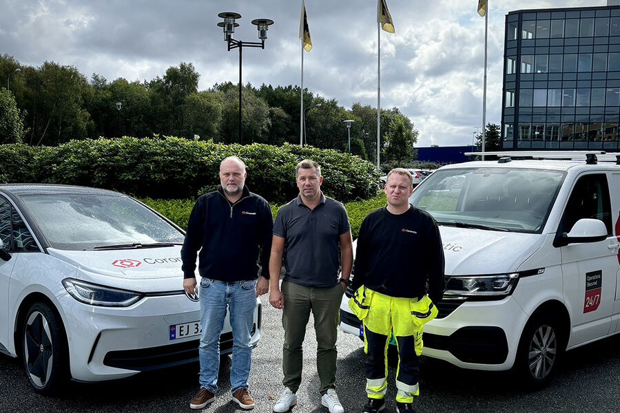 På bildet ser vi, Bjarne Jonassen, Fredrik Nilsson og Ole Andreas Idland ved Coromatics Stavanger kontor. Foto Coromatic.