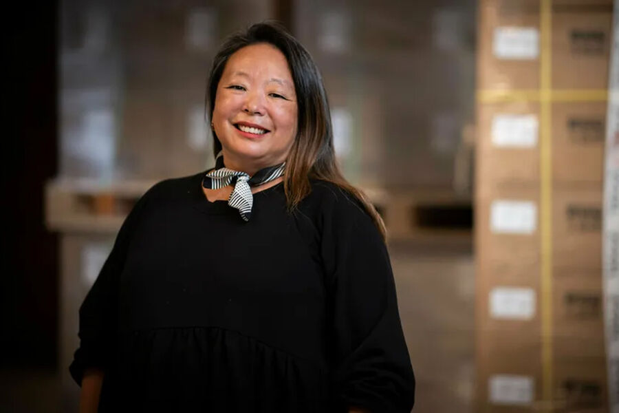 Linda Firveld, Chief Operational Officer i Eye Networks, sier at produsentene skjønner at om alle skal krige med egne protokoller vil det skape større problemer enn muligheter. - Det fine med Matter er at den krysser alle bærerne som kabel og trådløs.