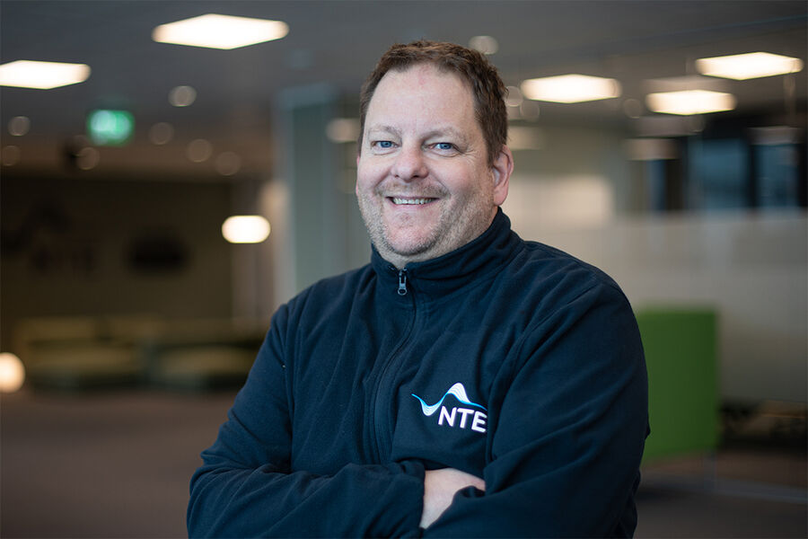 Georg Grongstad, som er markedsområdeleder for NTE Elektro i Trondheim, forteller at de er stolte over at de har fått tildelt dette oppdraget.