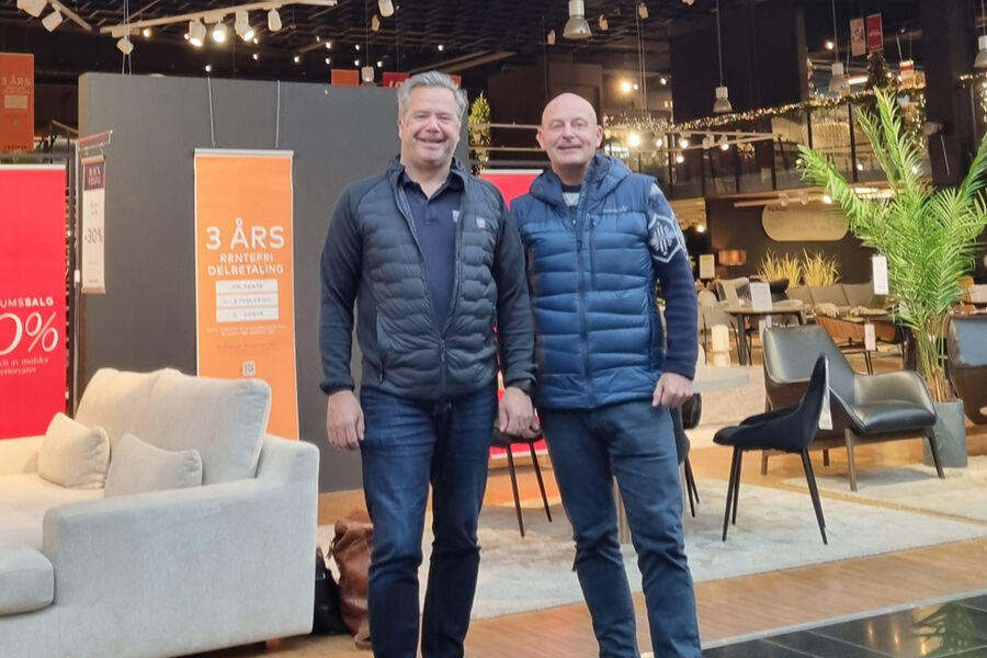 Prosjektleder Håvard Hildrum (tv) i FLOW Pluss Norge, er glad for å få med Raymond Bruås som en del av temaet i selskapet.- Vi opplever at markedet responderer mer og mer på vårt konsept, og derfor er det viktig å få med Raymond på laget, sier Hildrum.