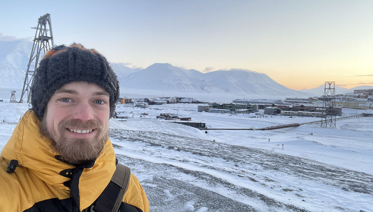 Håkon Duus, solenergi- og batterispesialist i Mulitconsult, forteller at batterier har blitt en viktig og sentral del av «det nye» kraftsystemet med fornybar energi.