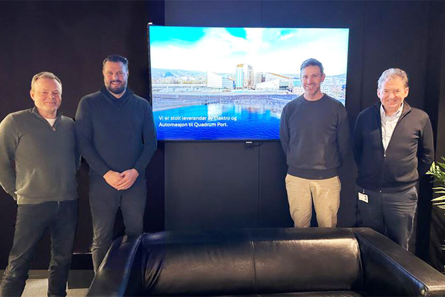 På bildet ser vi fra venstre : Preben Hjort (prosjektleder elektro), Kåre Klingenberg (avdelingsleder automasjon), Kristian Kjellevand (prosjektleder elektro) og Agnar Klakegg (avdelingsleder elektro prosjekt) i Bravida Kristiansand.