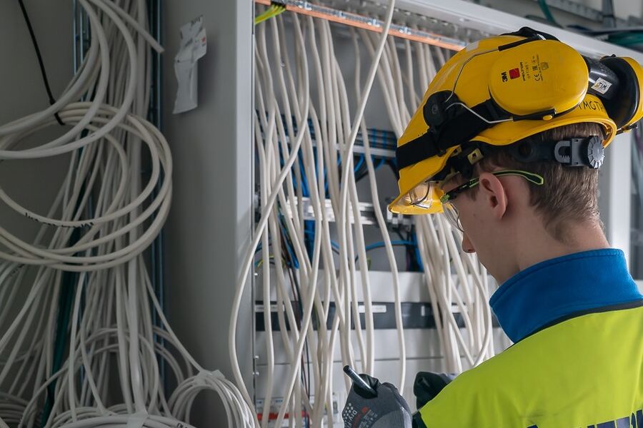 Elektrikerne opplevde en gjennomsnittlig lønnsvekst på 6,8 prosent fra 2023 til 2024. Foto: El og IT Forbundet