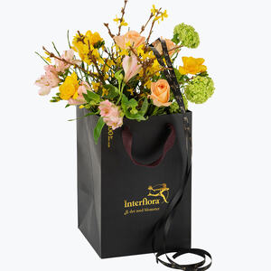 240104_bukett_interflora_blomster
