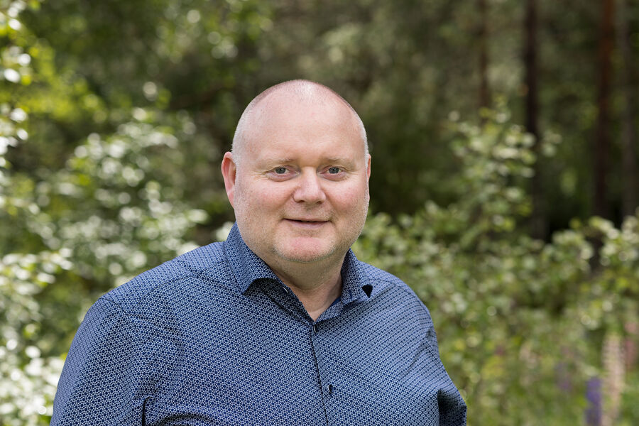 Hva skal strømselskapene  gjøre, annet enn å sette høye påslag og lage apper? spør LO-sekretær Are Tomasgard. Foto: LO