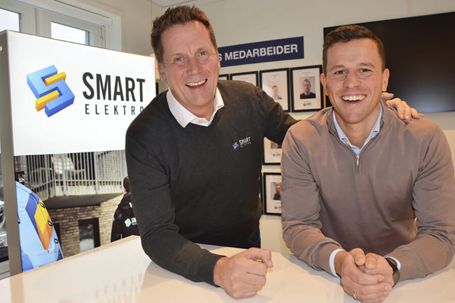 Styreleder Thor Bergli og daglig leder Ole Morten Furseth Bergli i Smart Elektro mener lite har skjedd for å få fortgang i elektrifiseringen og energieffektiviseringen i dette landet de siste ti årene. – Hvor blir det av det markedet «alle» har snakket om, undrer de over. CARINA GRELLAND HARSEM