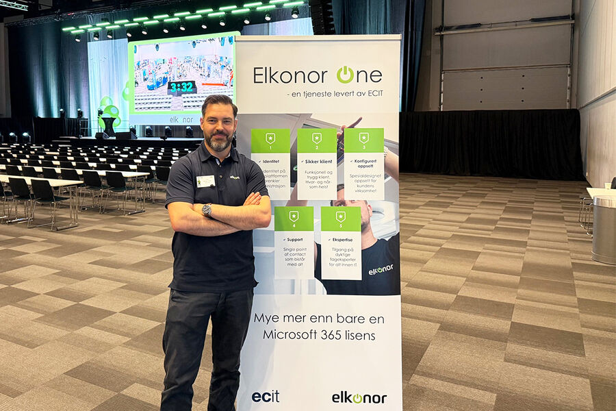 Husk å nominer din kandidat til «Årets lærebedrift», sier Simon Liven Dutheil. Foto: Stig Grindahl.