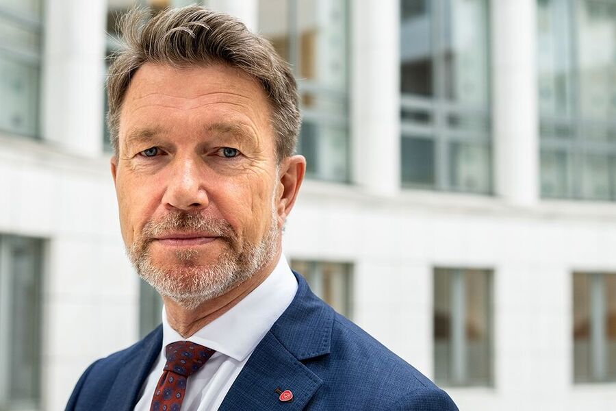 Energiminister Terje Aasland og Arbeiderpartiet ser ut til å få flertall for innføring av norgespris på strøm. Foto: Naina Helen Jåma