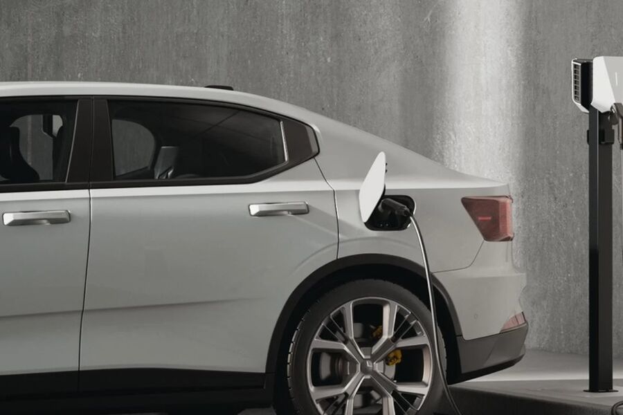 Easee scorer høyt på Montas kåring av de beste elbilladerne. 