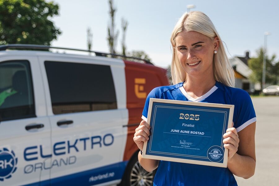 June Aune Rostad er årets yngste finalist i Norges Hyggeligste Håndverker. Foto: Norges Hyggeligste Håndverker.