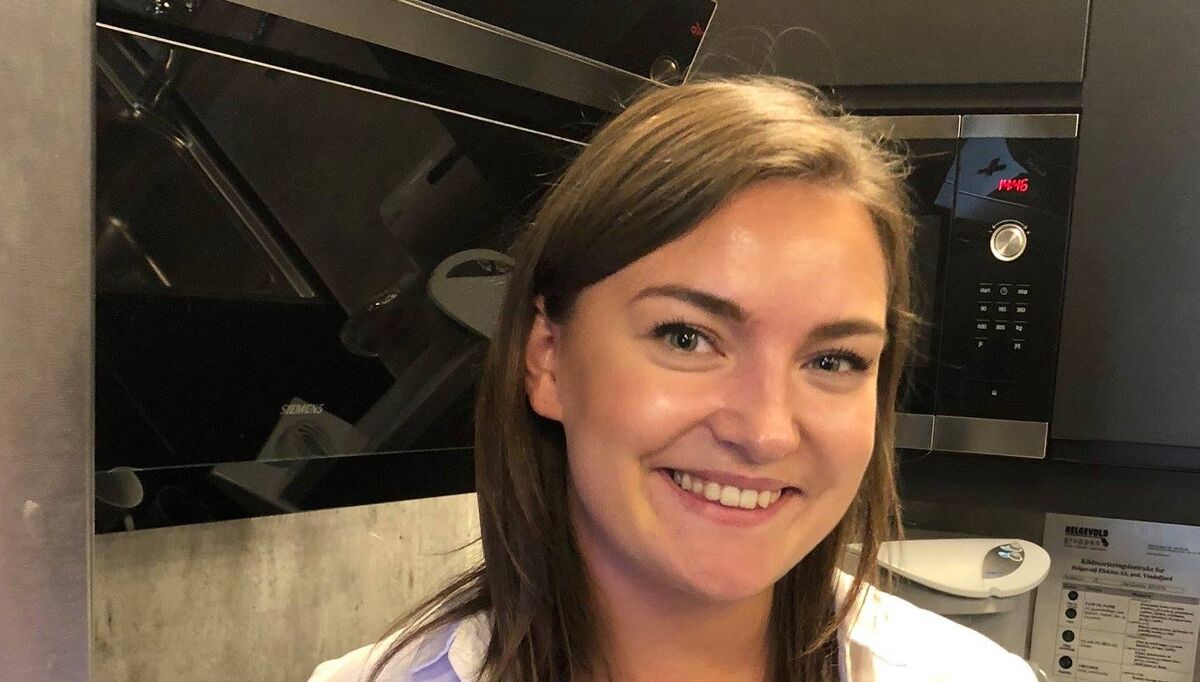 – Hos oss er mangfold og inkludering en selvfølge, sier selskapets marked- og salgskoordinator Helen Totlandsdal.  Foto: Helgevold Gruppen.