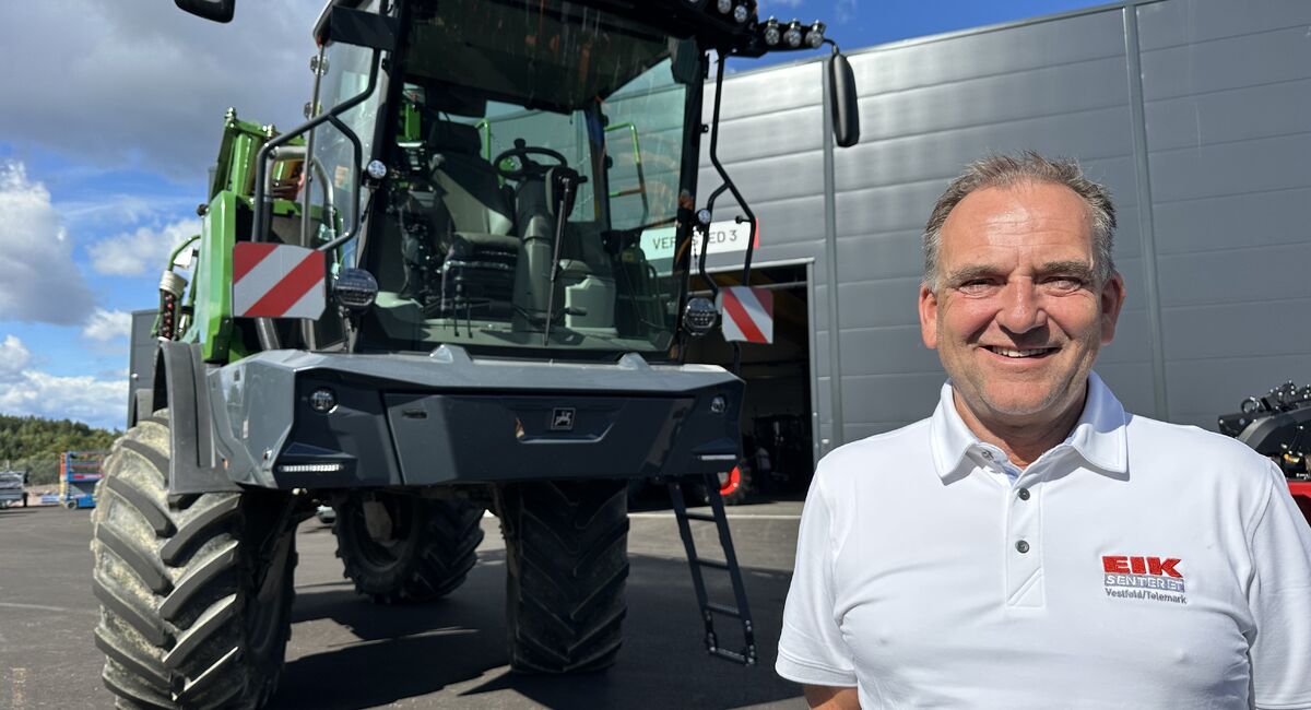 En strålende fornøyd daglig leder ved Eiksenteret, Tom Jensen.