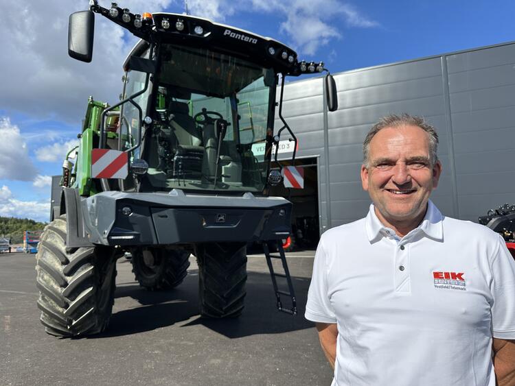 En strålende fornøyd daglig leder ved Eiksenteret, Tom Jensen.
