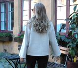 Lys grå jakke i ull