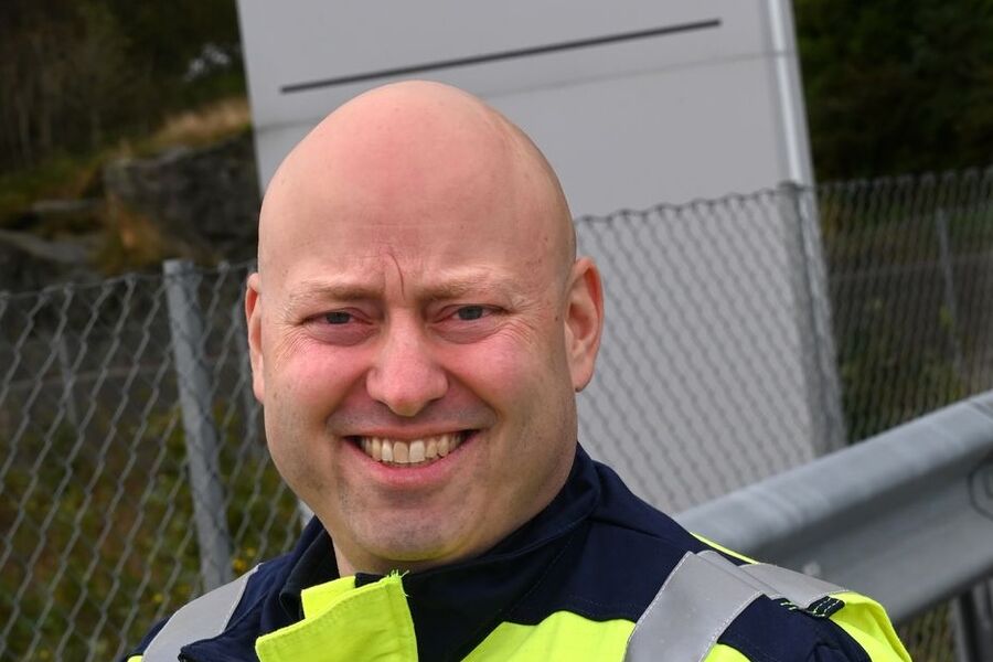 Det er store dimensjoner på alt som skal inn i verdens lengste og dypeste vegtunnel. Olav Amund Hjeltereie Myklebust og Statens vegvesen vil ha tiklbud på blant annet 1 353 000 meter kabel og 760 telefoner som skal leveres i E07 entreprisen. Foto: Øyvind Ellingsen/Statens vegvesen