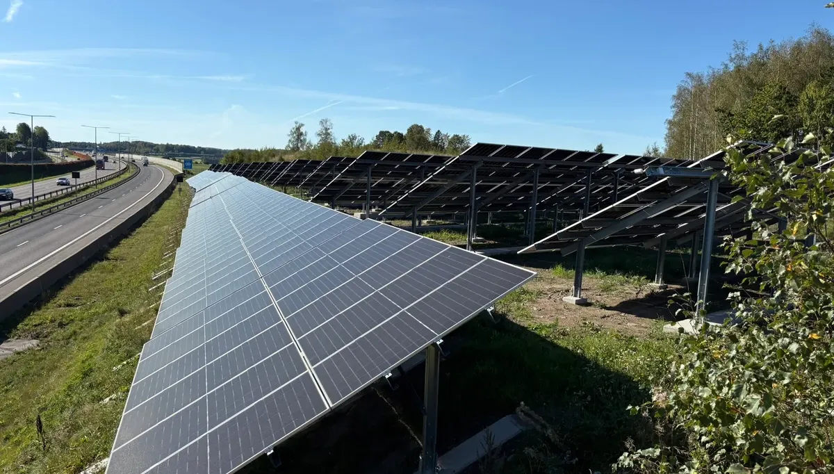 Solkraftanlegget er bygget på gråareal – altså et område som allerede er påvirket av oss mennesker.
