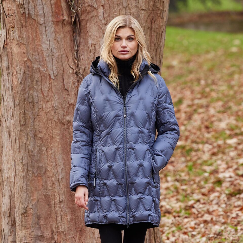 Junge havblå dunjakke