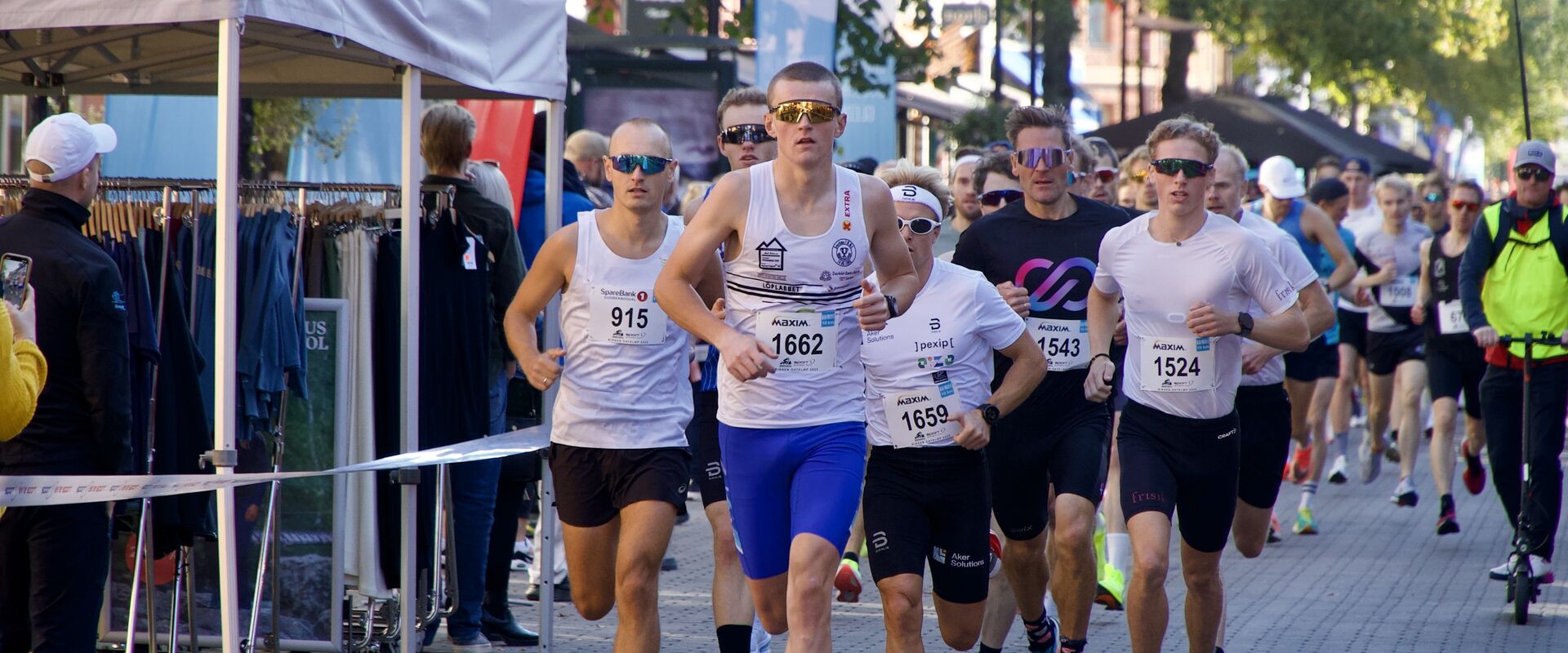 GateBirken i Norges fineste gågate! Foto: Stein B. Olsen GateBirken i Norges fineste gågate! Foto: Stein B. Olsen