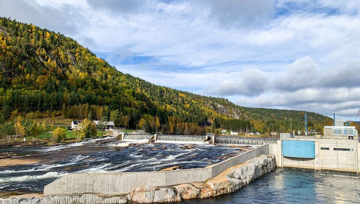 Fennefoss kraftverk ligger i Evje og Hornnes kommune og ble satt i drift i mars i 2023. Fennefoss kraftverk ligger i Evje og Hornnes kommune og ble satt i drift i mars i 2023.