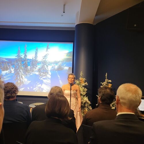 Operasanger under kickoff WC 2026 Operaen