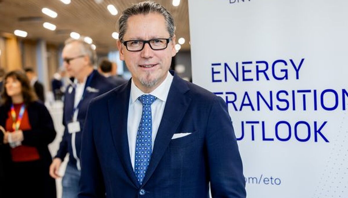 Remi Eriksen, konsernsjef i DNV, legger frem selskapets nye rapport "Energy Transition Outlook Norway