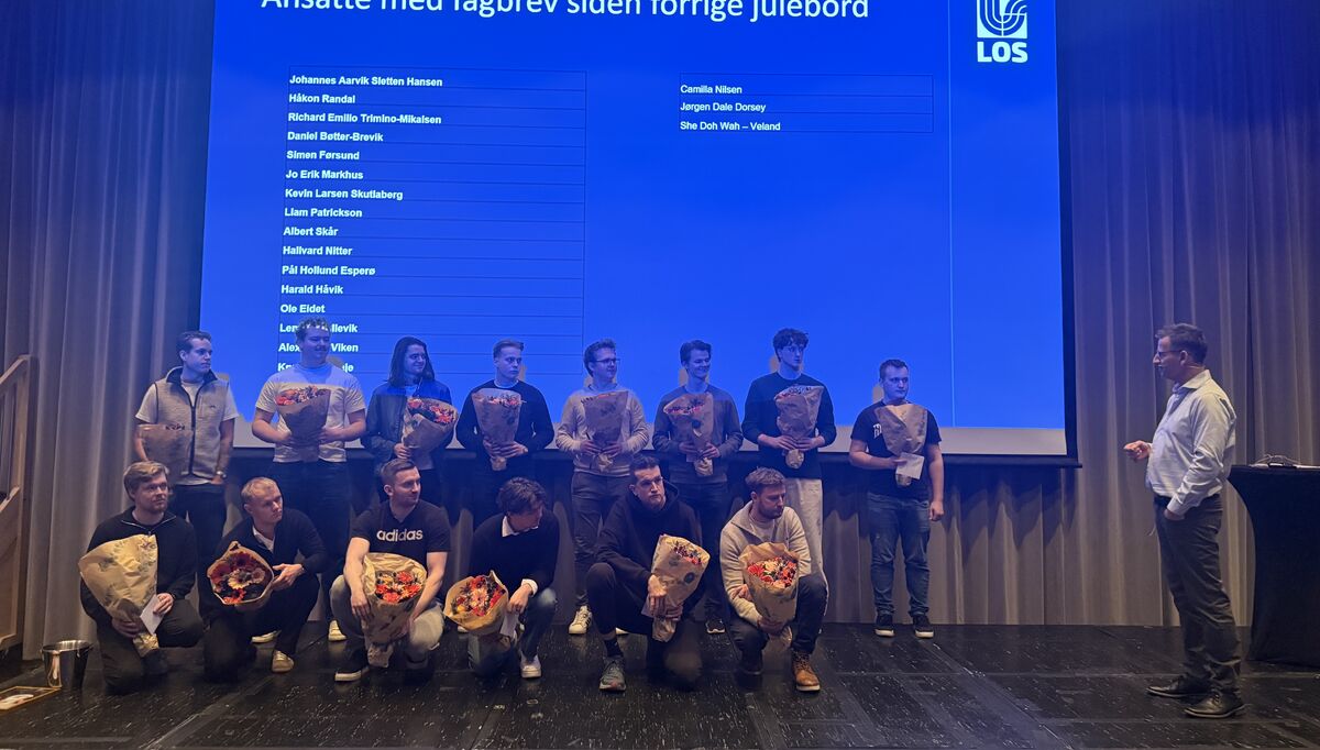 Årets lærlingkull hos LOS Elektro. Foto: LOS Elektro Årets lærlingkull hos LOS Elektro. Foto: LOS Elektro