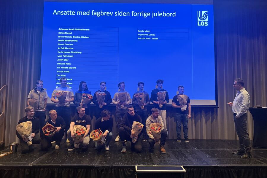 Årets lærlingkull hos LOS Elektro. Foto: LOS Elektro